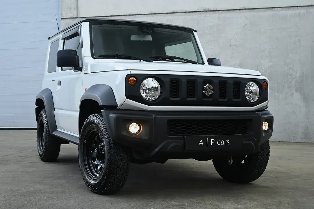 Suzuki Jimny 1.5 4x4 - foto 1