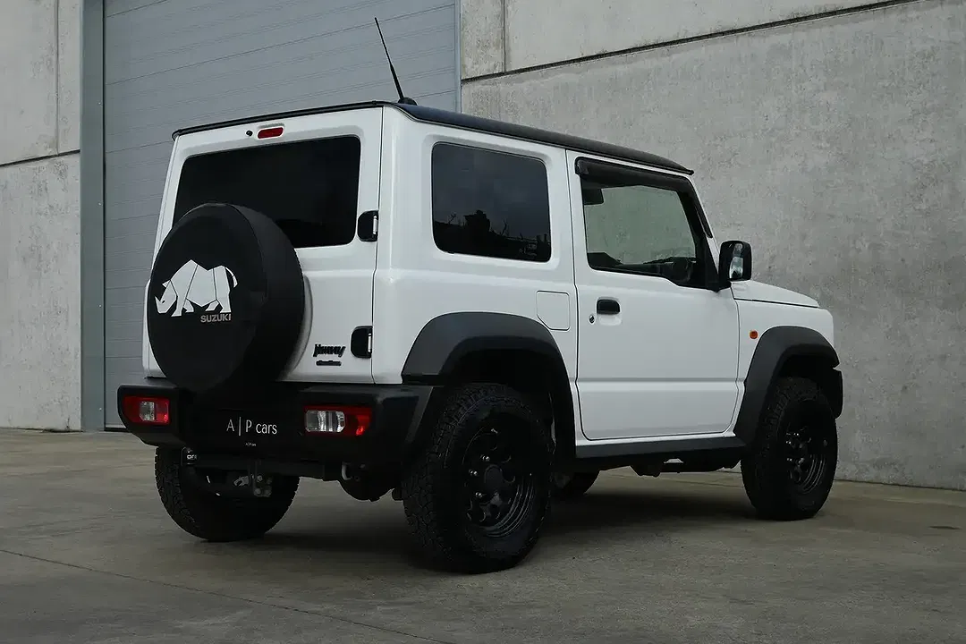 Suzuki Jimny 1.5 4x4 - Thumbnail 4
