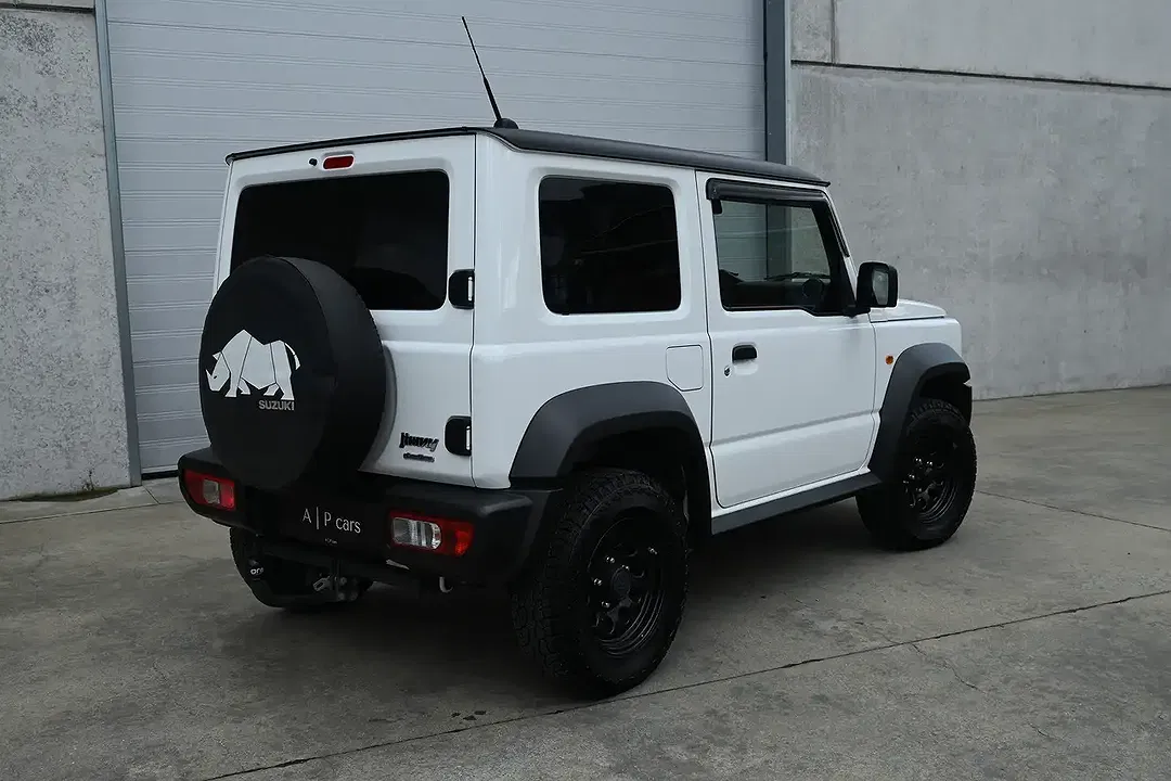 Suzuki Jimny 1.5 4x4 - Thumbnail 6
