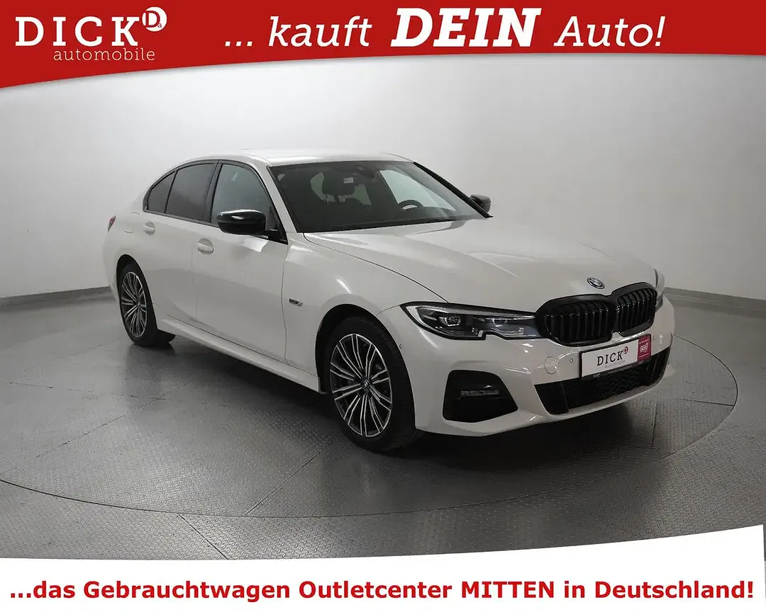 BMW 330 AUT M Sport - Thumbnail 1