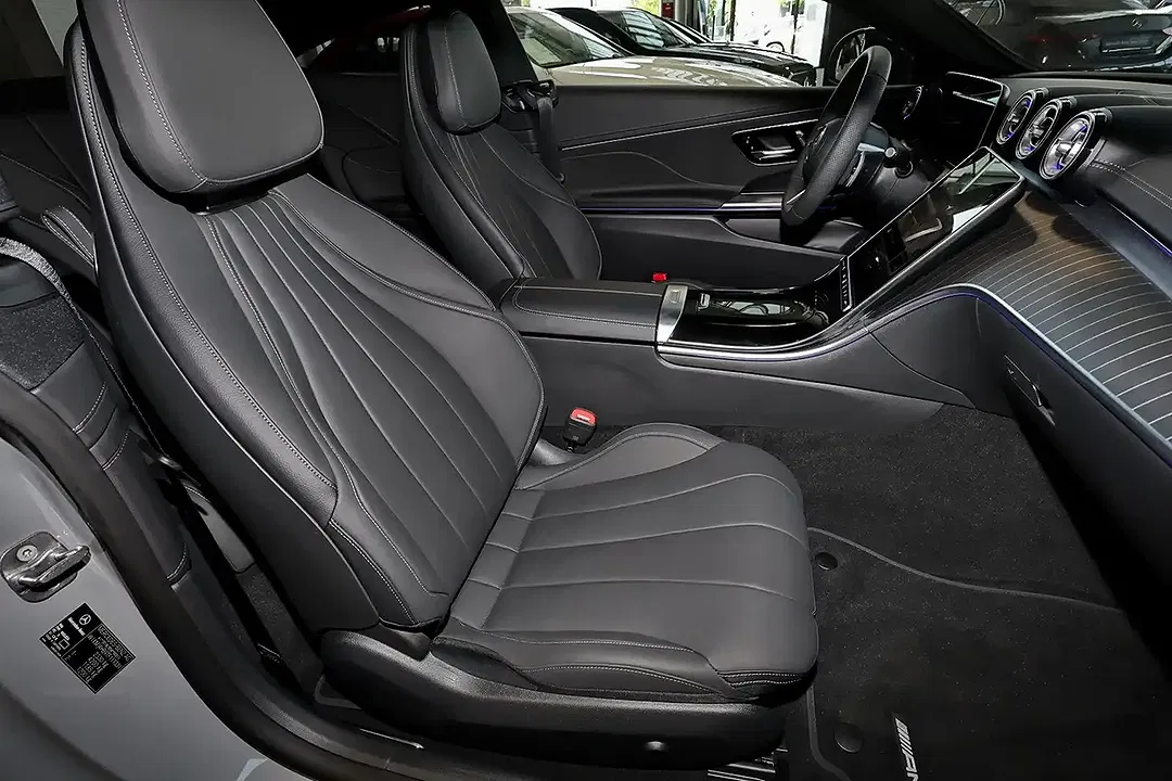 Mercedes-Benz CLE 300 4MATIC AMG MBUX - Thumbnail 3