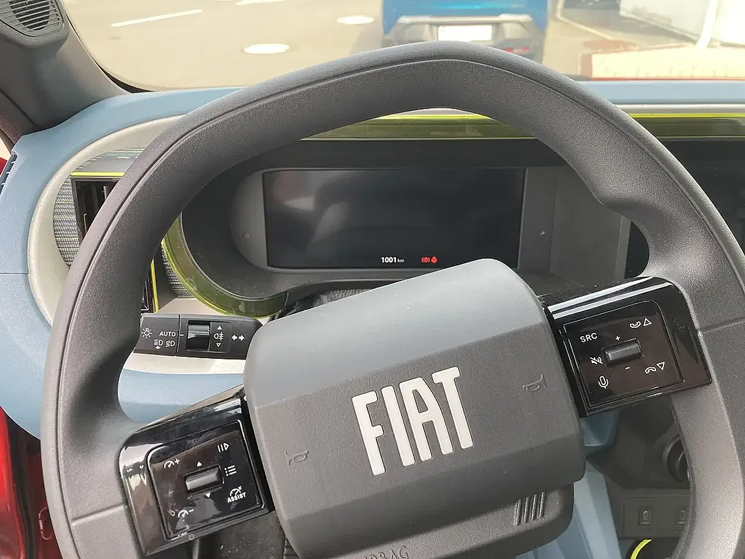 Fiat Grande Panda EV RED - Thumbnail 8