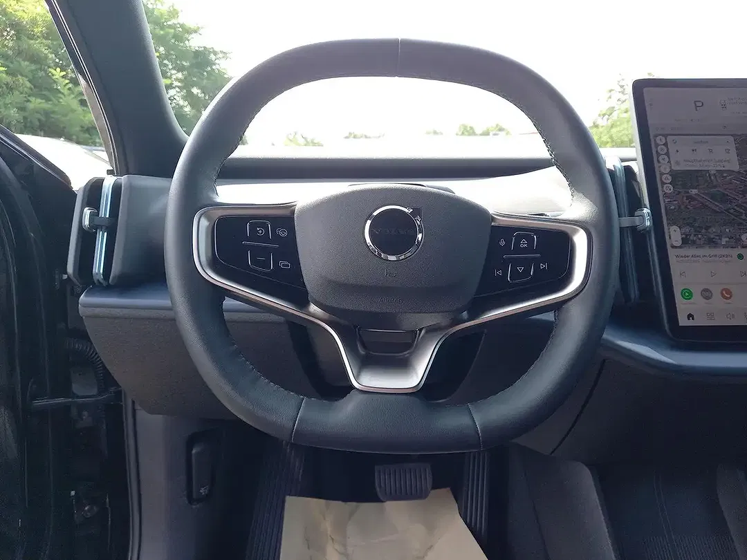 Volvo EX30 Single Motor Core - Thumbnail 11