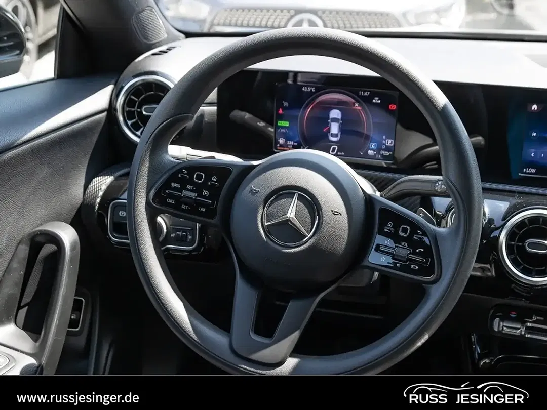 Mercedes-Benz CLA 250 MBUX - Thumbnail 8