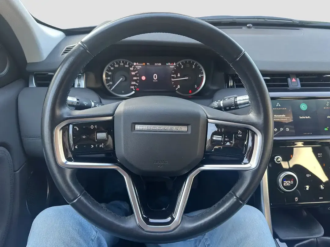 Land Rover Discovery Sport - Thumbnail 11