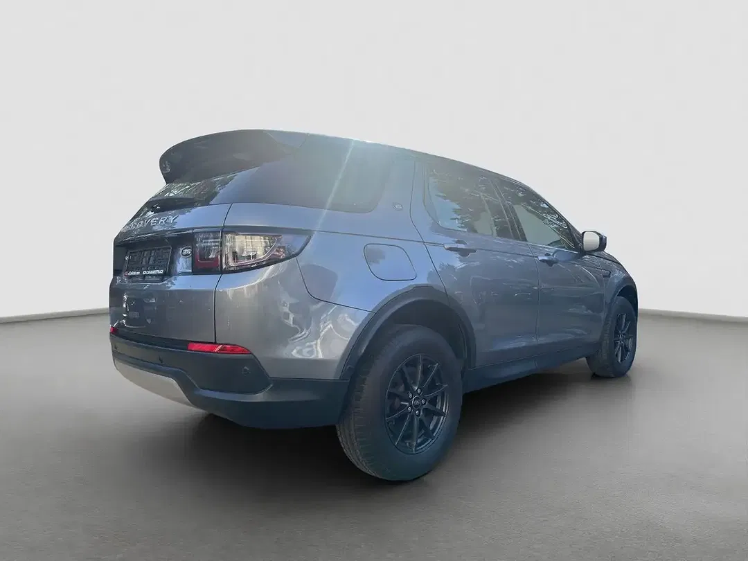 Land Rover Discovery Sport - Thumbnail 4