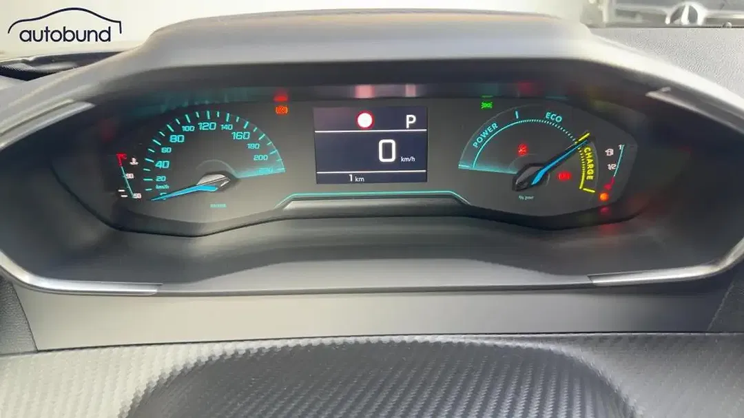 Peugeot 2008 145 e-DSC6 Hybrid Business - Thumbnail 11