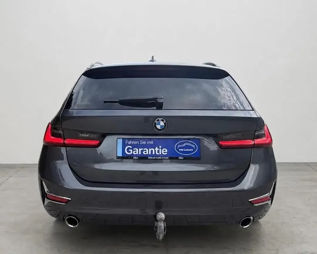 BMW 320 xDrive Luxury - Thumbnail 3