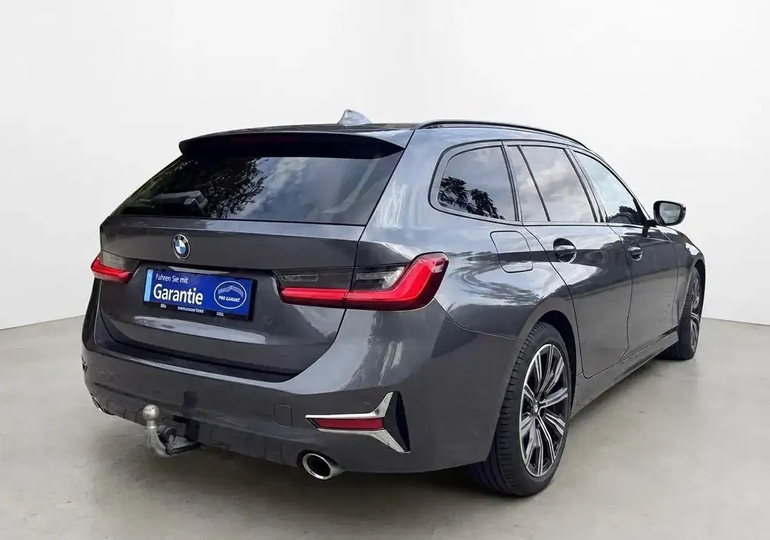 BMW 320 xDrive Luxury - Thumbnail 4
