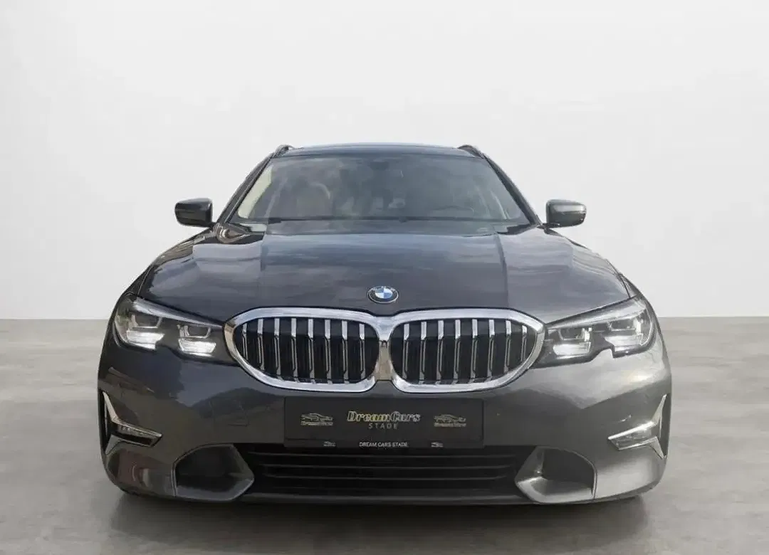 BMW 320 xDrive Luxury - Thumbnail 7