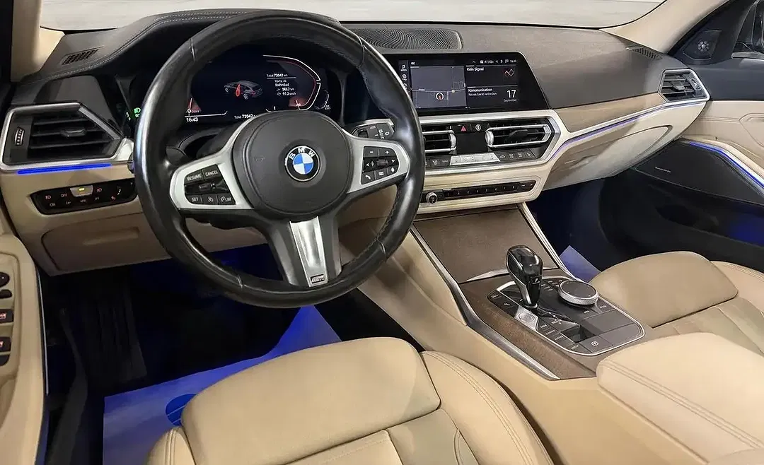 BMW 320 xDrive Luxury - Thumbnail 8
