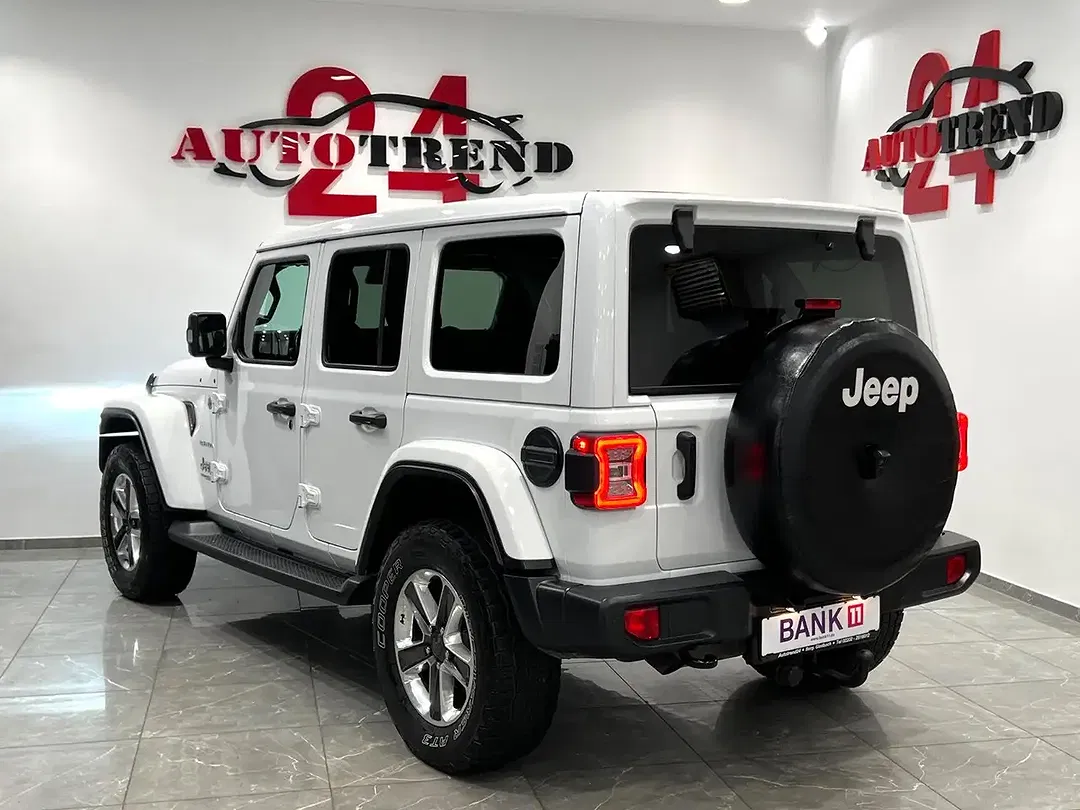 Jeep Wrangler Unlimited Sahara Softtop Sky One-Touch - Thumbnail 12