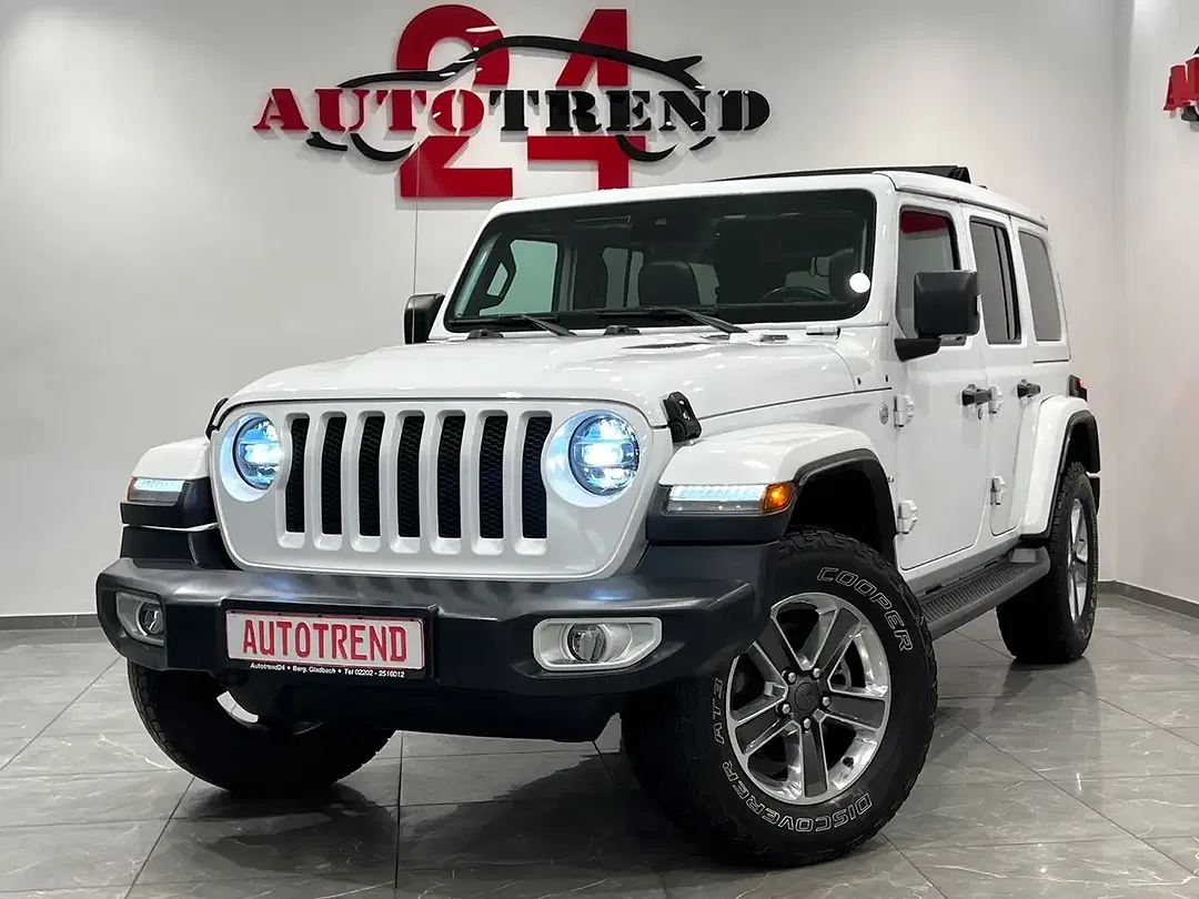 Jeep Wrangler Unlimited Sahara Softtop Sky One-Touch - Thumbnail 6