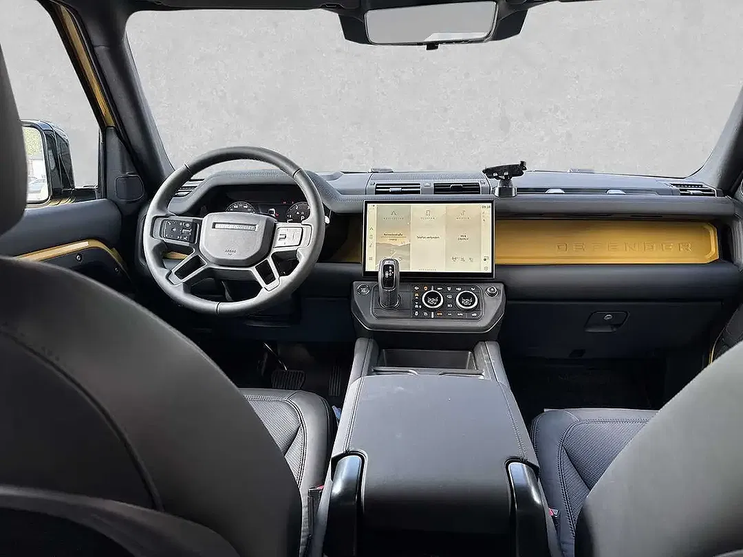 Land Rover Defender D350 Trophy Edition 110 - Thumbnail 4