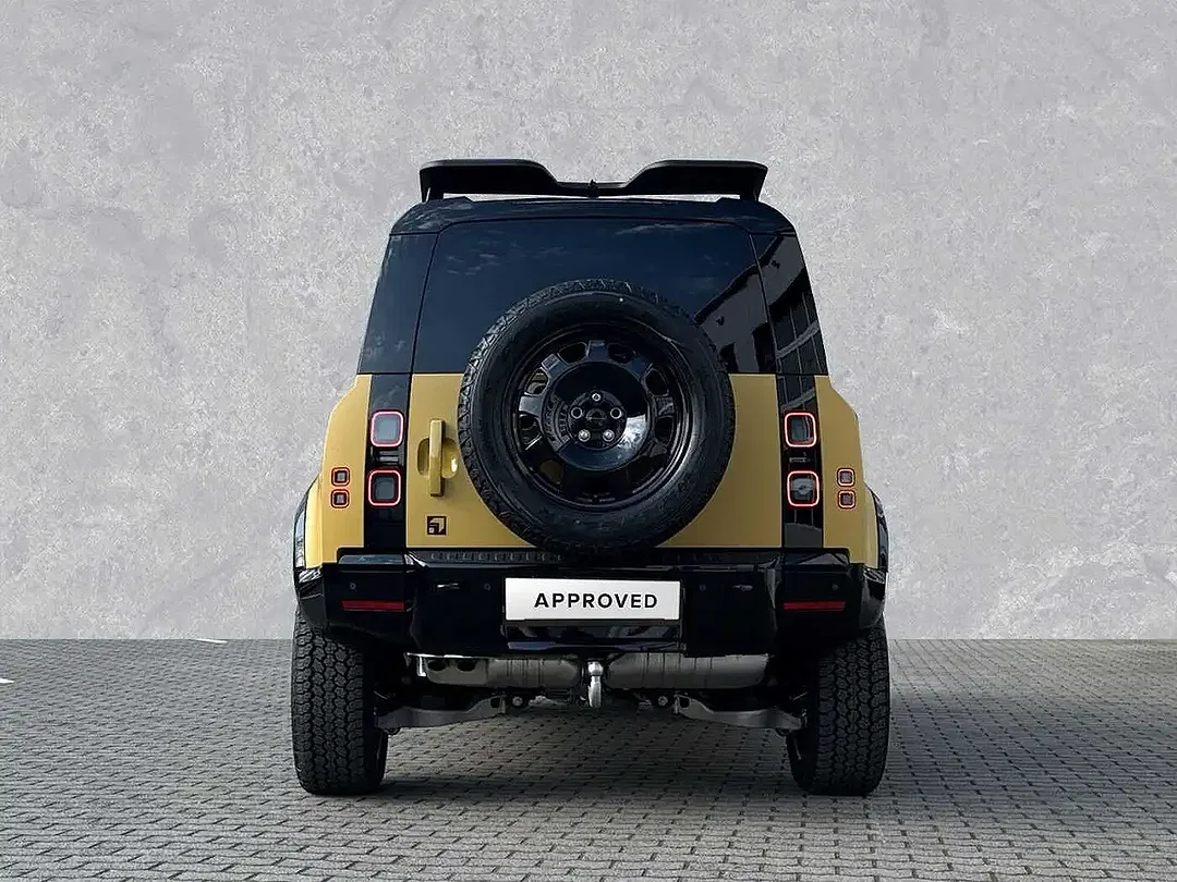 Land Rover Defender D350 Trophy Edition 110 - Thumbnail 7