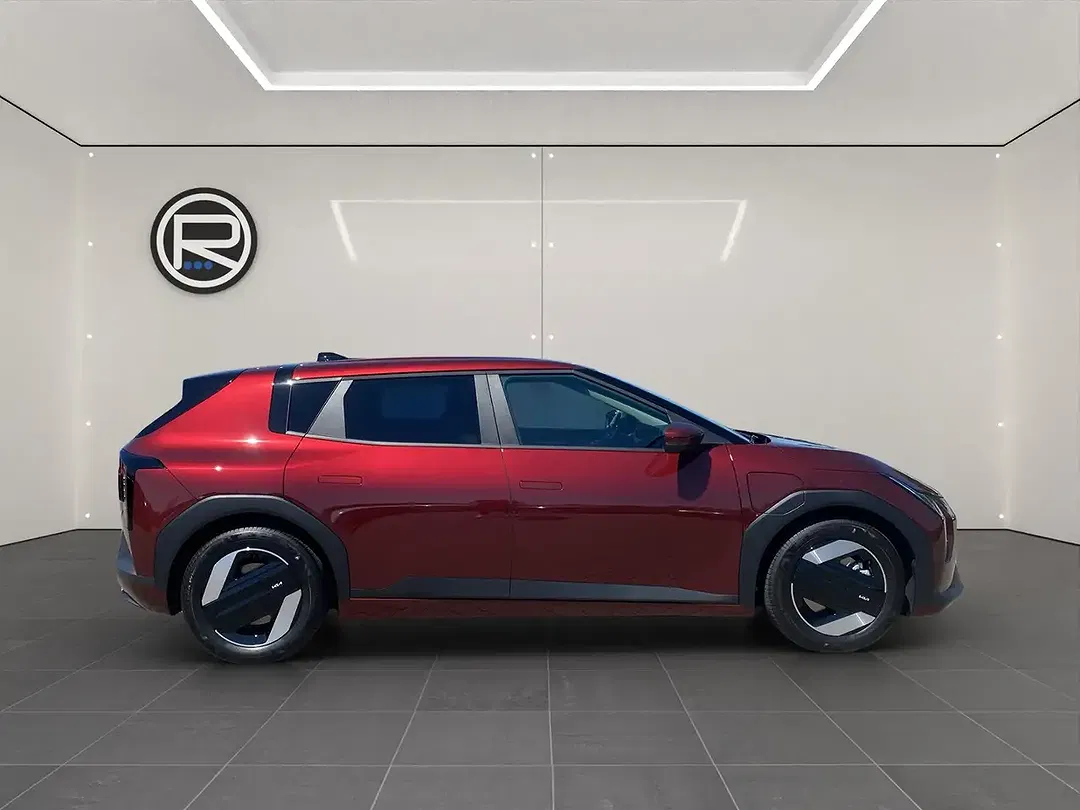 Kia EV4 Earth - Thumbnail 6