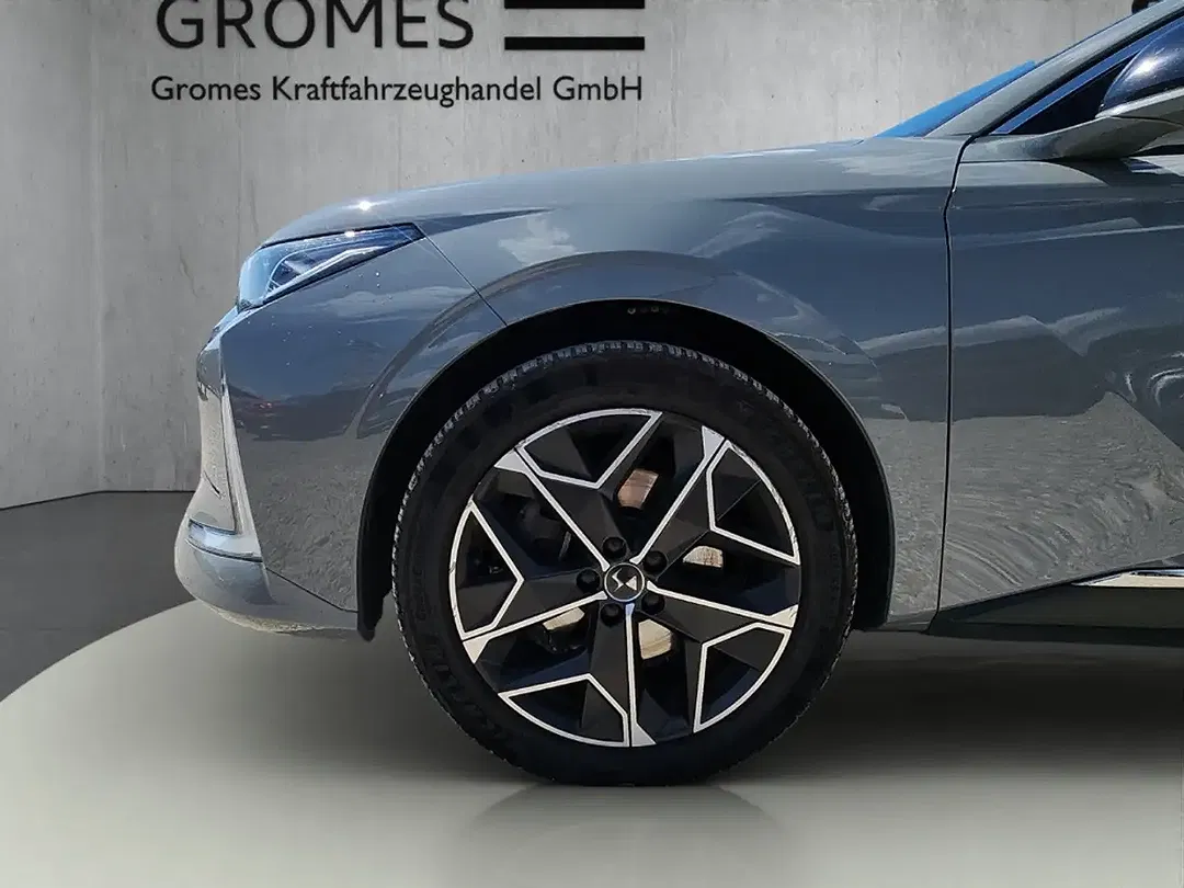 DS Automobiles DS 4 - Thumbnail 11