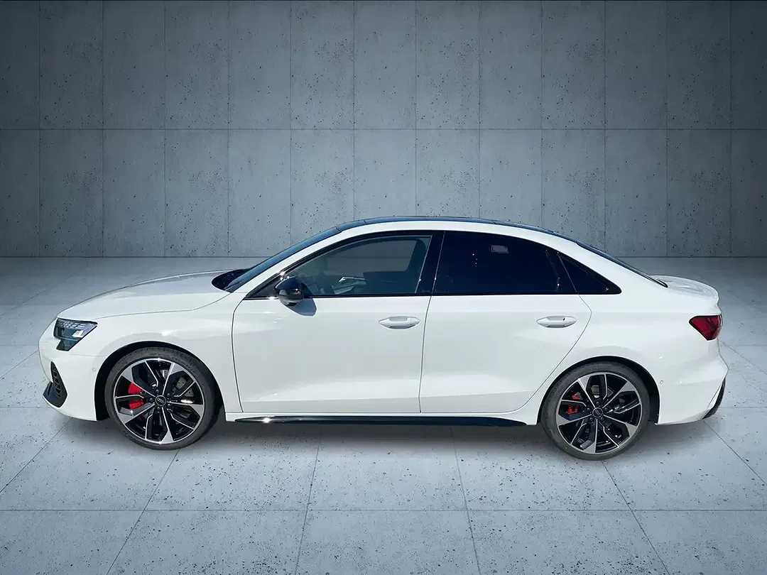 Audi S3 TFSI - foto 2
