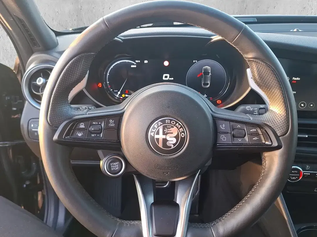 Alfa Romeo Giulia 2.0 16V Turbo Q4 Veloce - Thumbnail 12