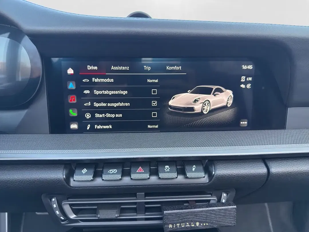 Porsche 911 Carrera S Cabriolet - Thumbnail 22