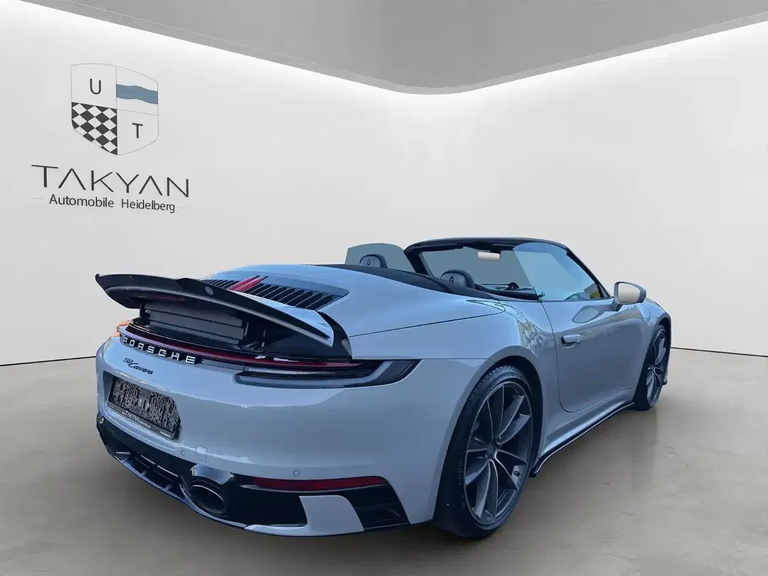 Porsche 911 Carrera S Cabriolet - Thumbnail 9
