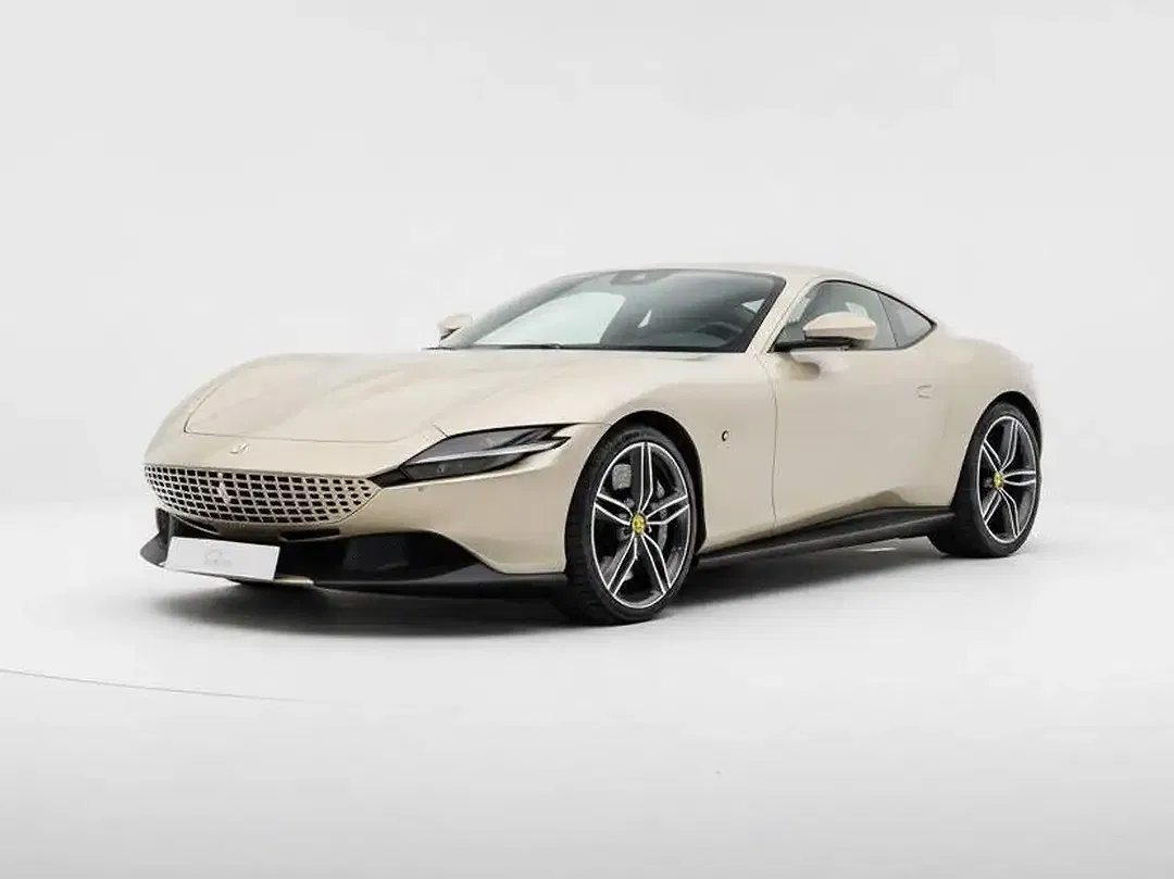 Ferrari Roma - foto 1