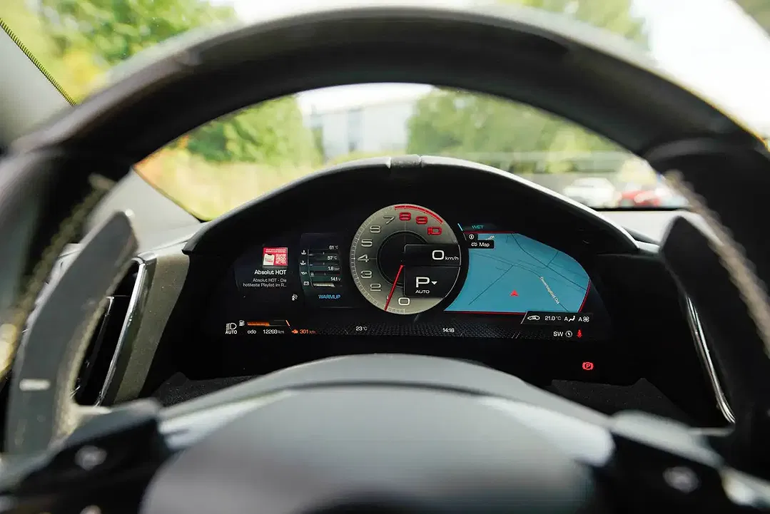 Ferrari Roma - Thumbnail 4