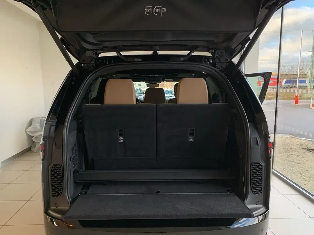 Land Rover Discovery D350 Dynamic HSE - Thumbnail 14