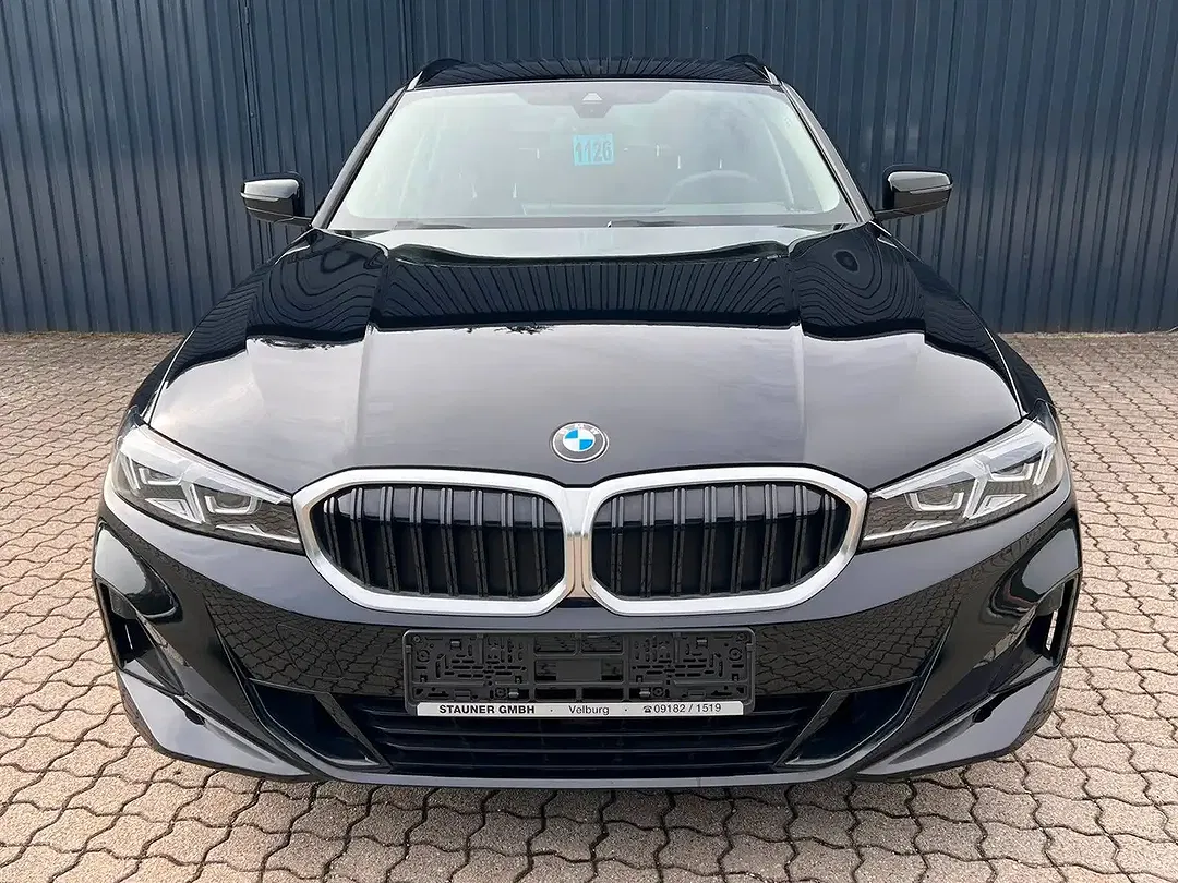 BMW 318 Touring - Thumbnail 3