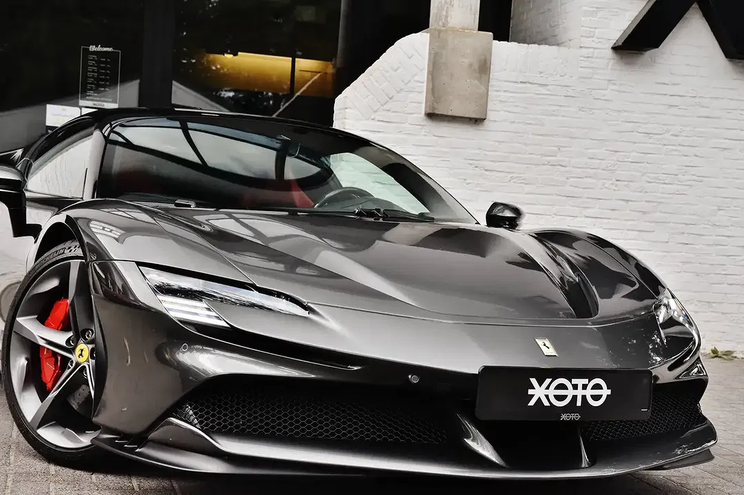 Ferrari SF90 Stradale 4.0 V8 Turbo PHEV F1 - Thumbnail 10