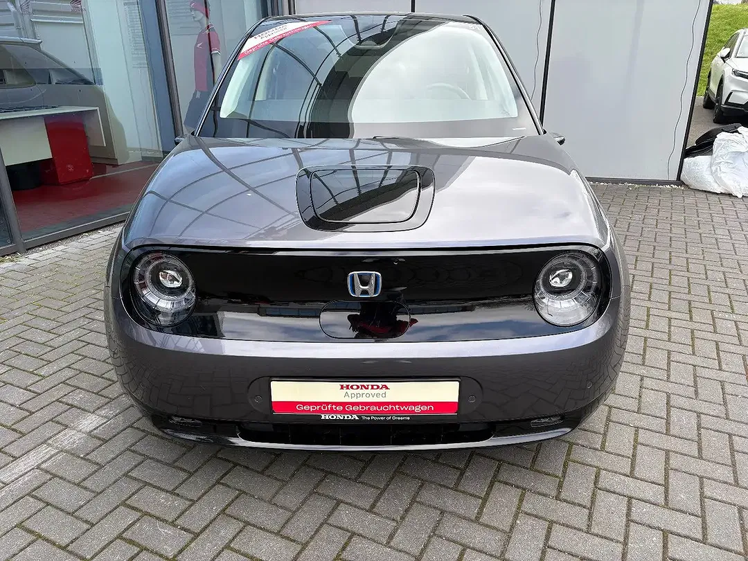 Honda E - Thumbnail 3