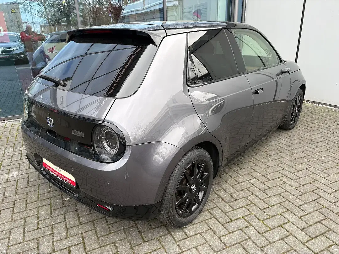 Honda E - Thumbnail 6