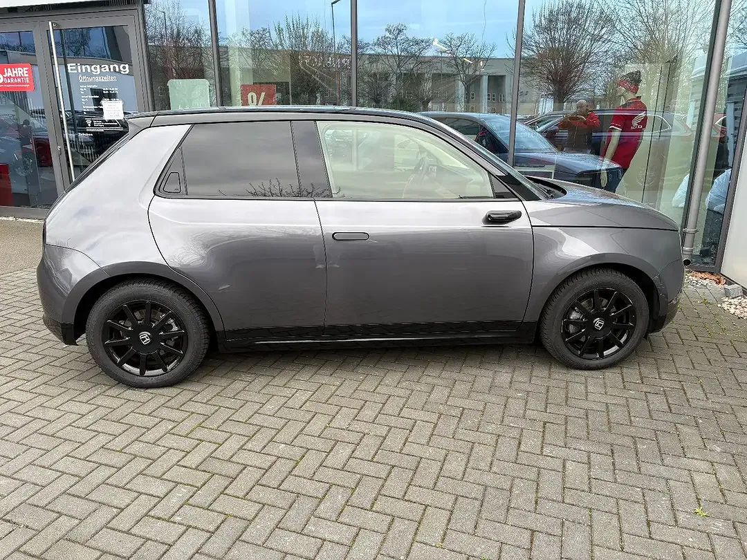 Honda E - Thumbnail 9