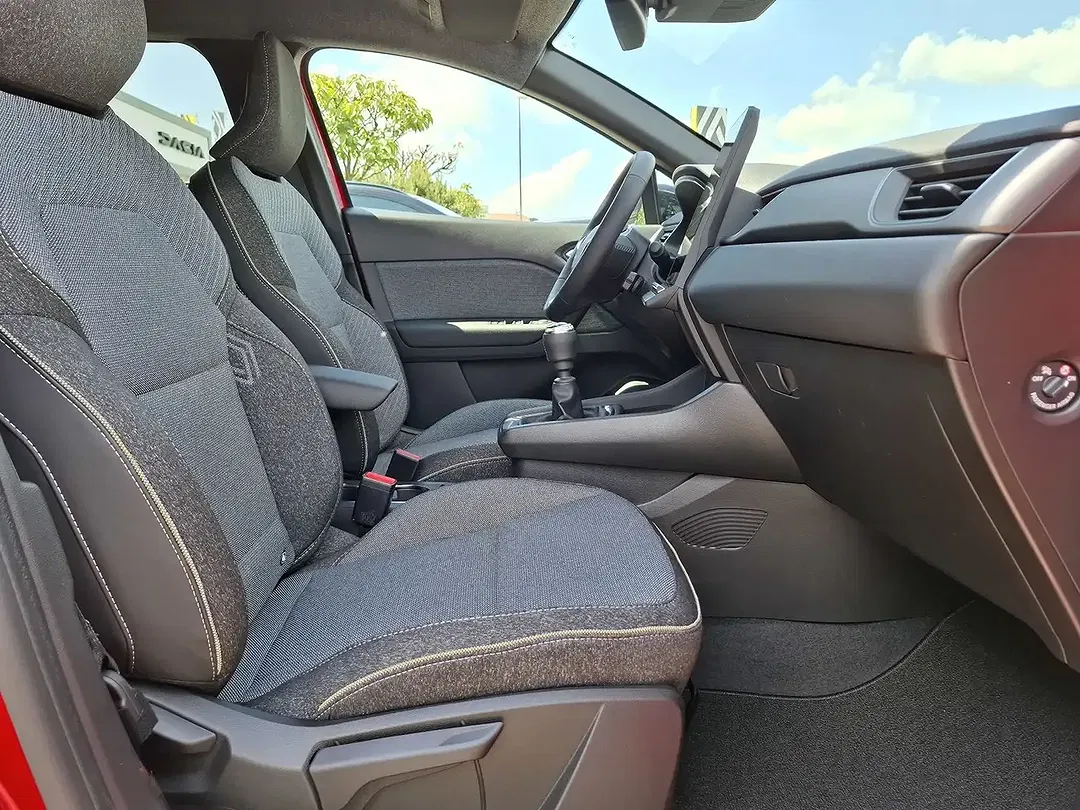 Renault Captur MHEV Techno - foto 14