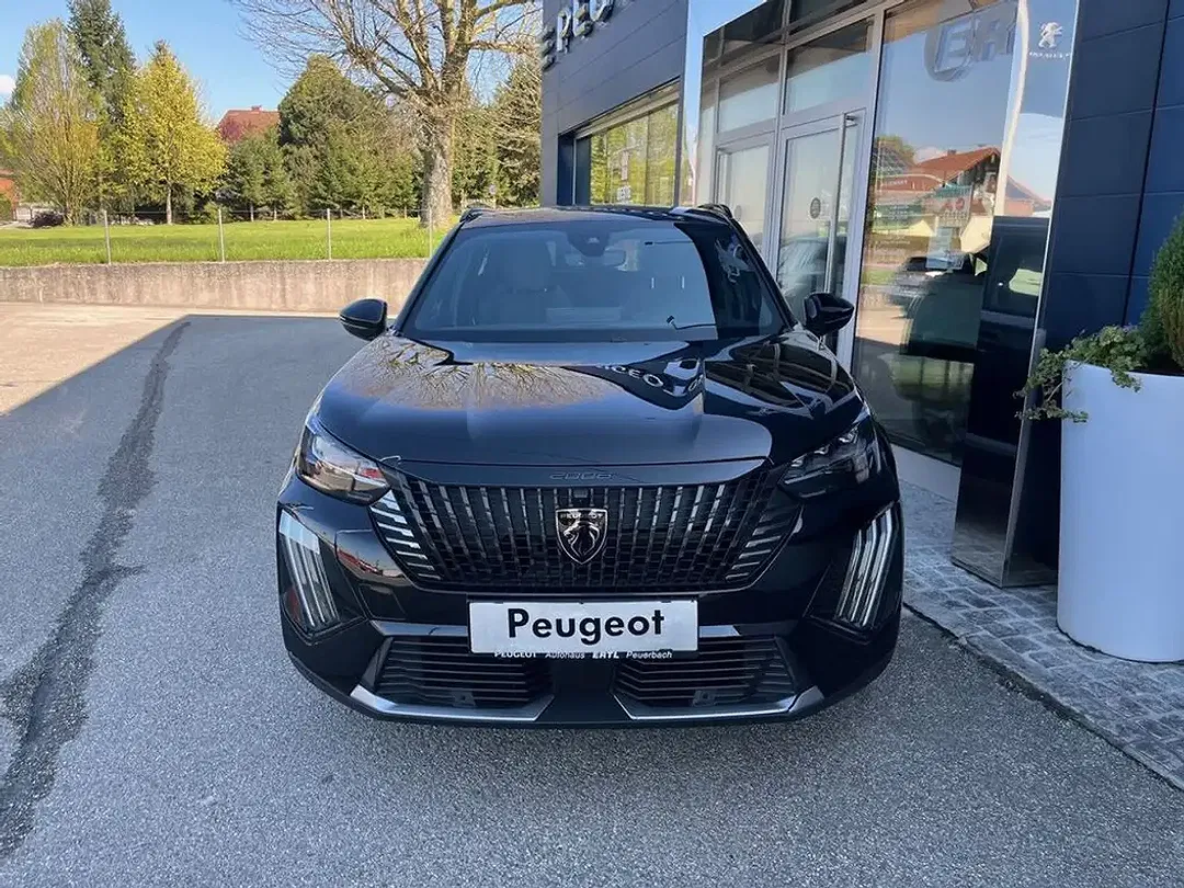 Peugeot 2008 - Thumbnail 3
