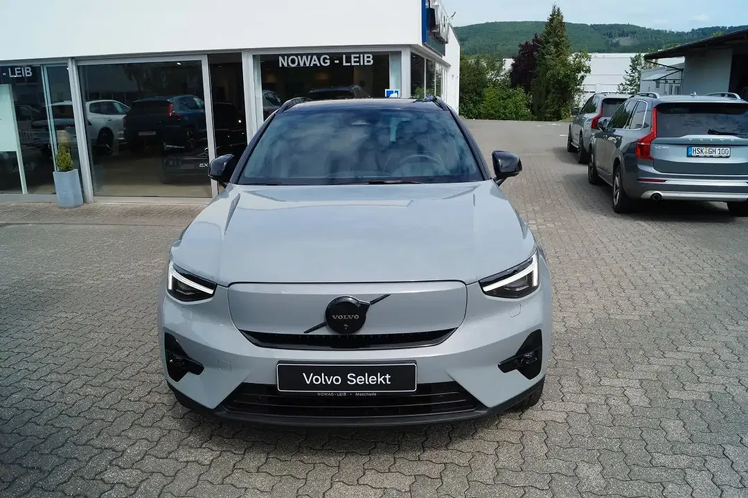 Volvo EX40 AUT AWD Ultra Black Edition - foto 1
