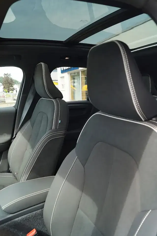 Volvo EX40 AUT AWD Ultra Black Edition - Thumbnail 7
