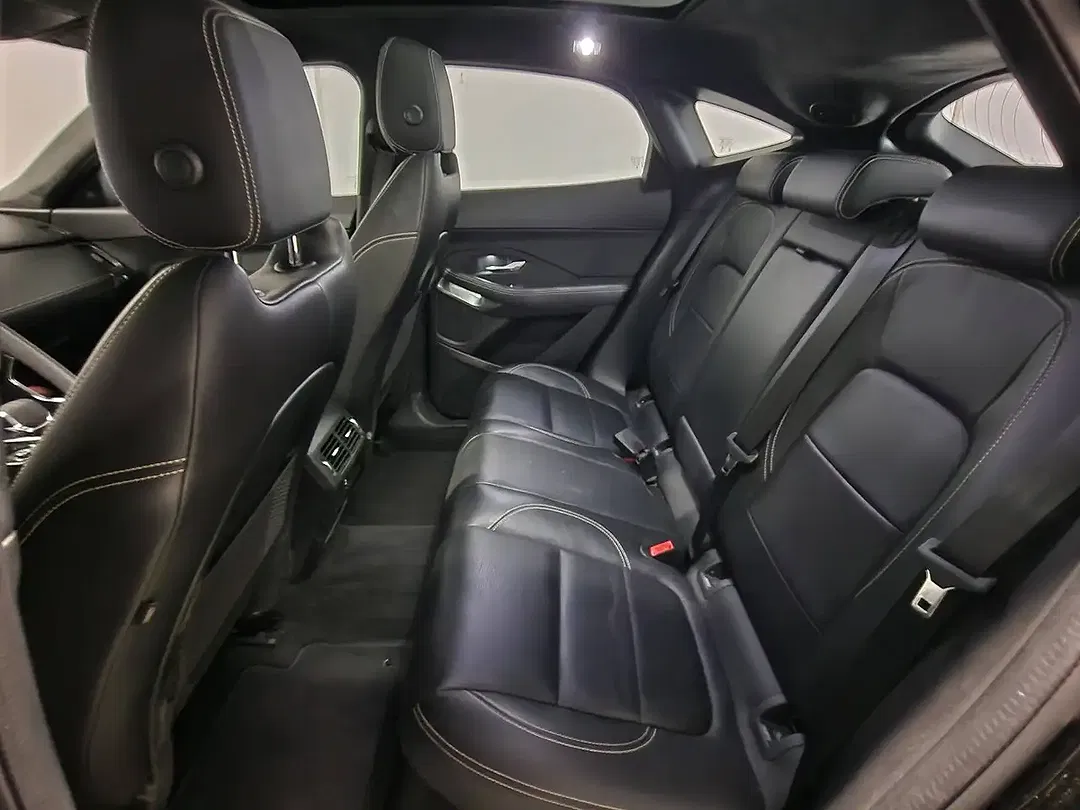 Jaguar E-Pace MHEV R-Dynamic - Thumbnail 6