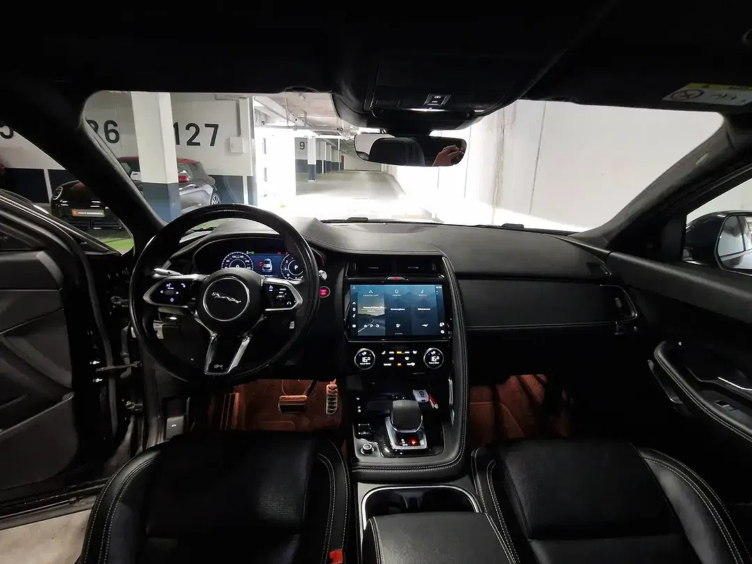Jaguar E-Pace MHEV R-Dynamic - Thumbnail 7