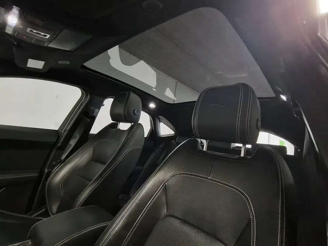 Jaguar E-Pace MHEV R-Dynamic - Thumbnail 8