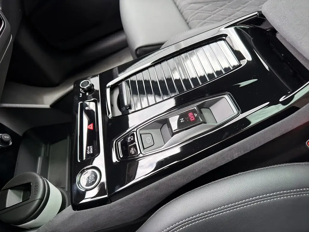 Audi e-tron quattro - Thumbnail 10