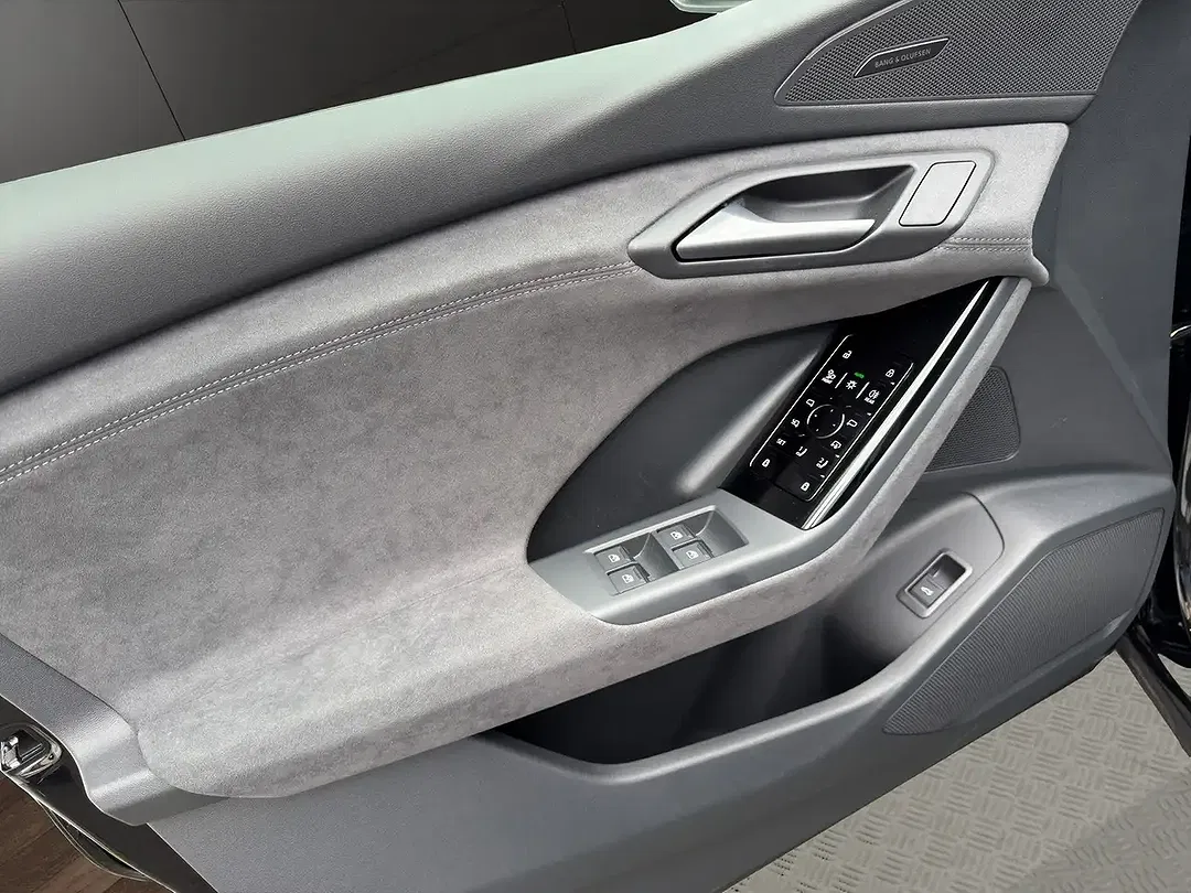 Audi e-tron quattro - Thumbnail 9