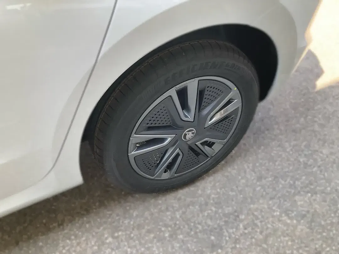 Skoda Fabia 1.0 TSI - Thumbnail 6