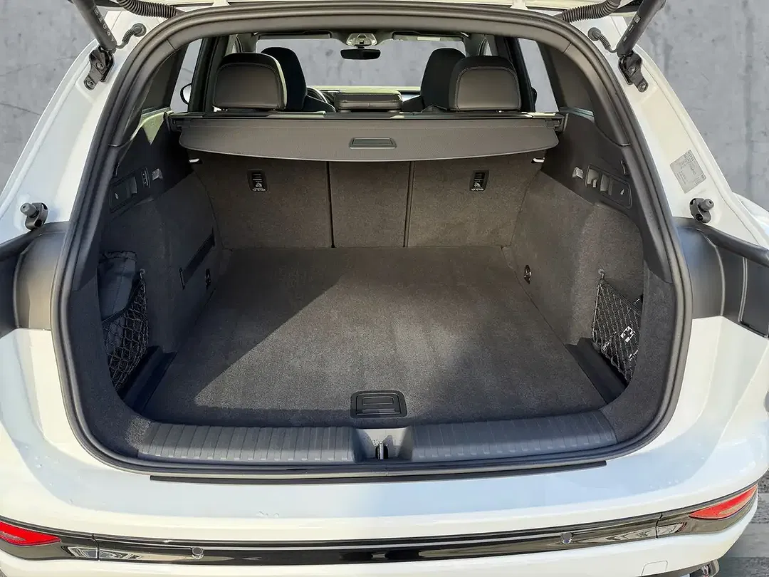 Audi SQ6 e-tron quattro Matrix LED - foto 14