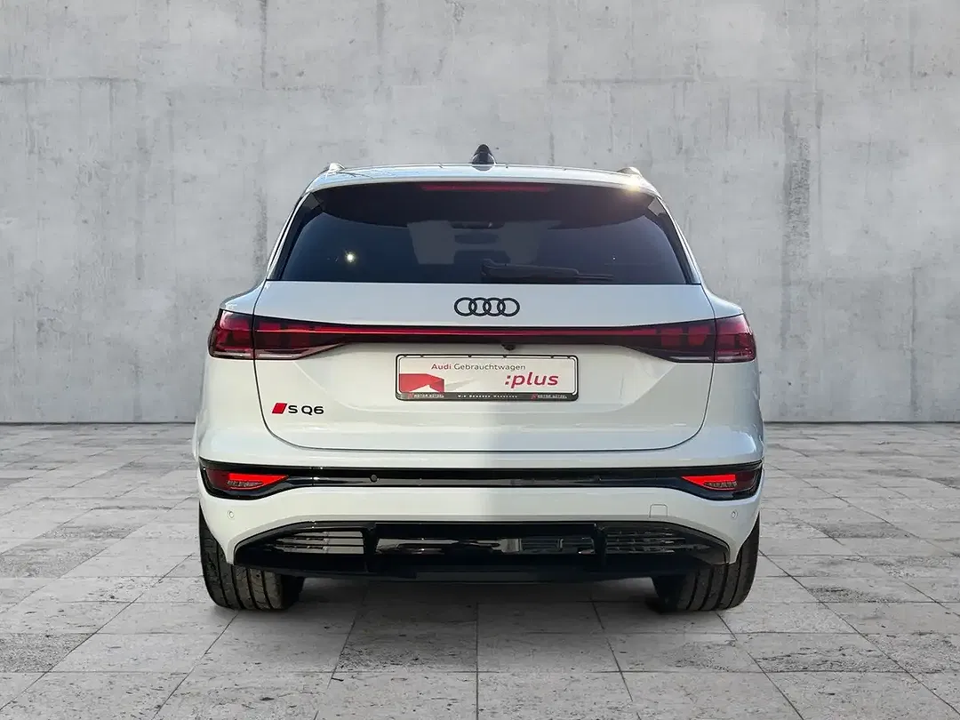 Audi SQ6 e-tron quattro Matrix LED - Thumbnail 4