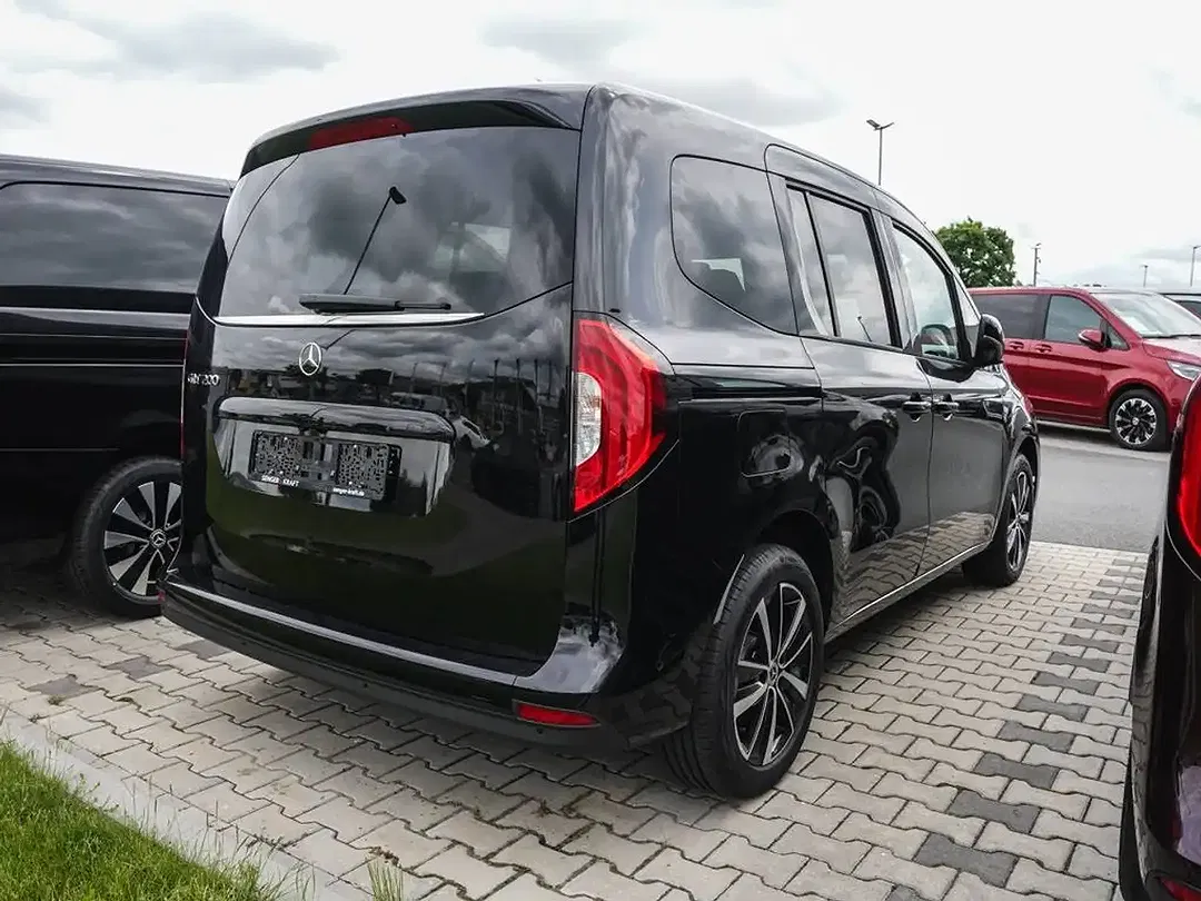 Mercedes-Benz EQT 200 MBUX - foto 2