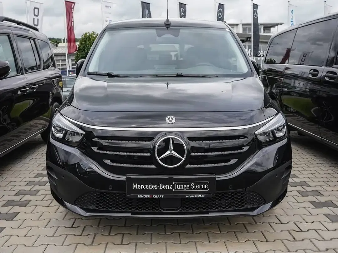 Mercedes-Benz EQT 200 MBUX - Thumbnail 4