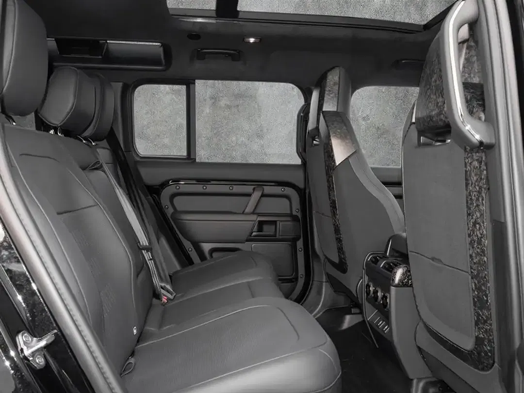 Land Rover Defender P635 OCTA 110 - Thumbnail 5