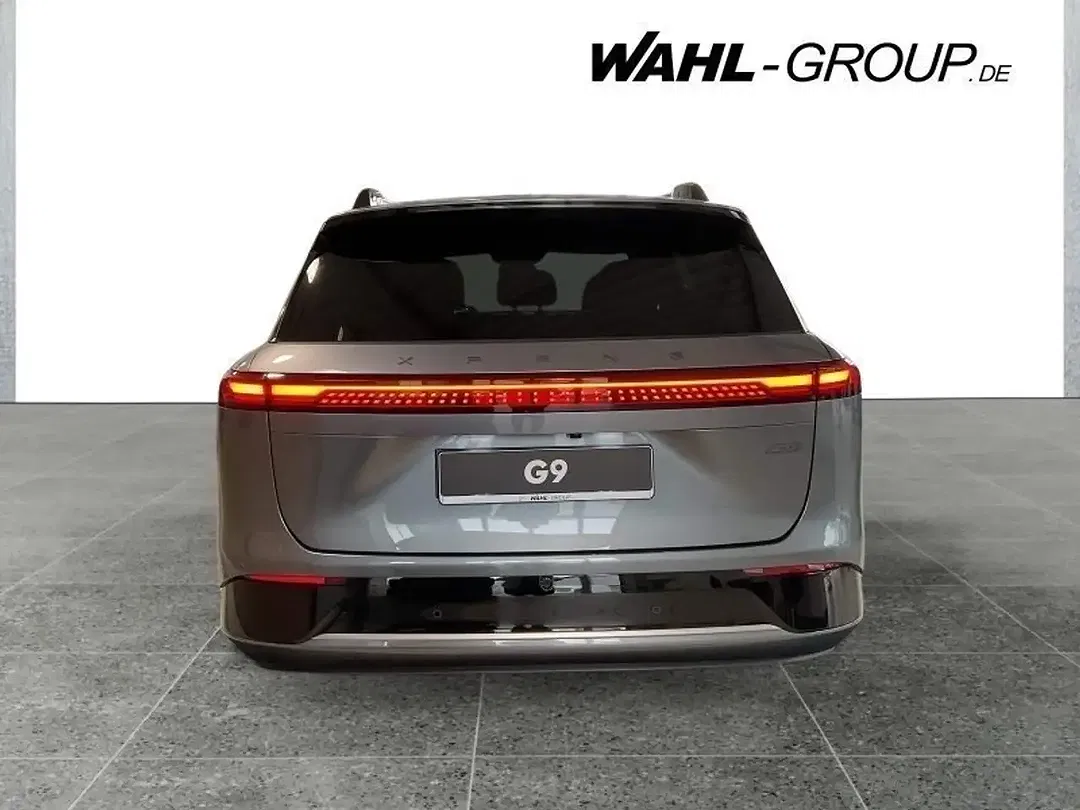Xpeng G9 RWD Long Range - Thumbnail 5
