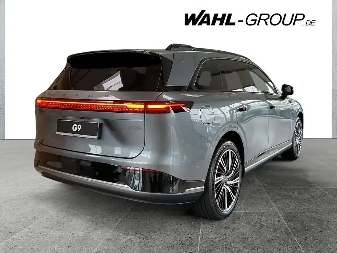 Xpeng G9 RWD Long Range - Thumbnail 8